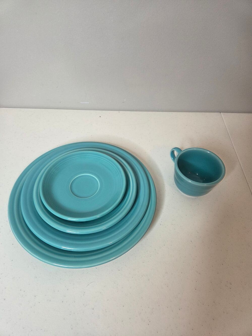 Fiestaware Turquoise 5-Piece Place Setting Dinnerware Plate Cup Saucer